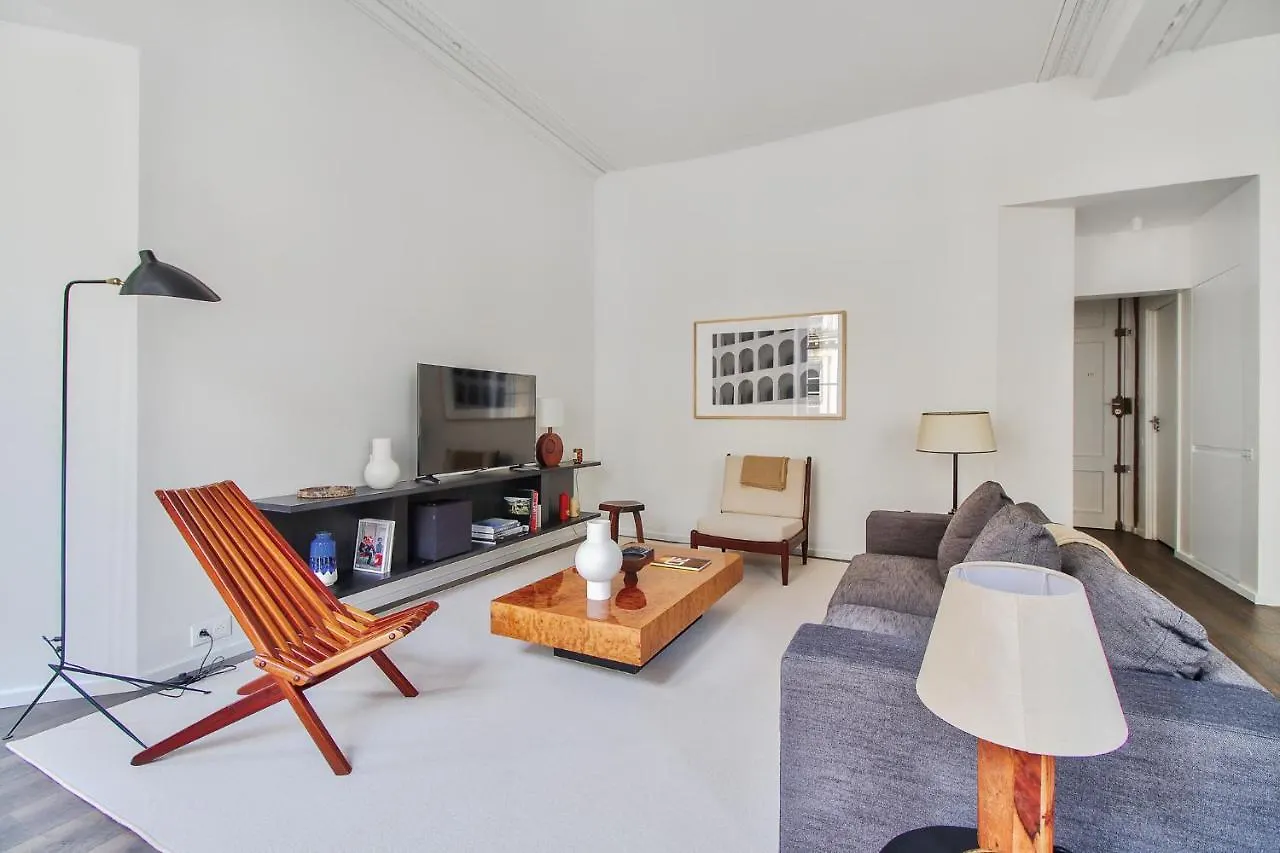 Modern 3bdr/3bath - Louvre Museum/tuileries Apartment Paris