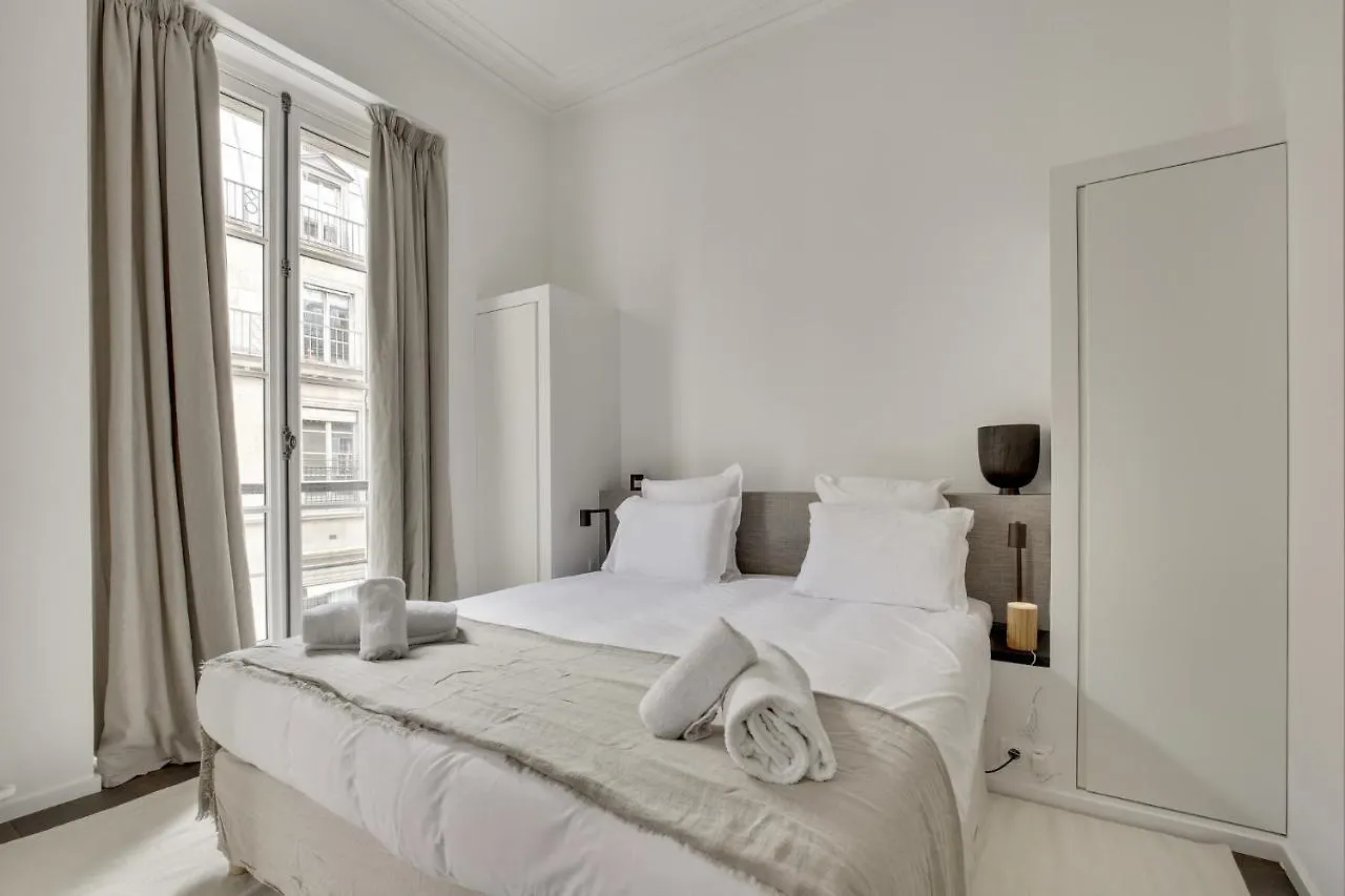 Apartment Modern 3bdr/3bath - Louvre Museum/tuileries