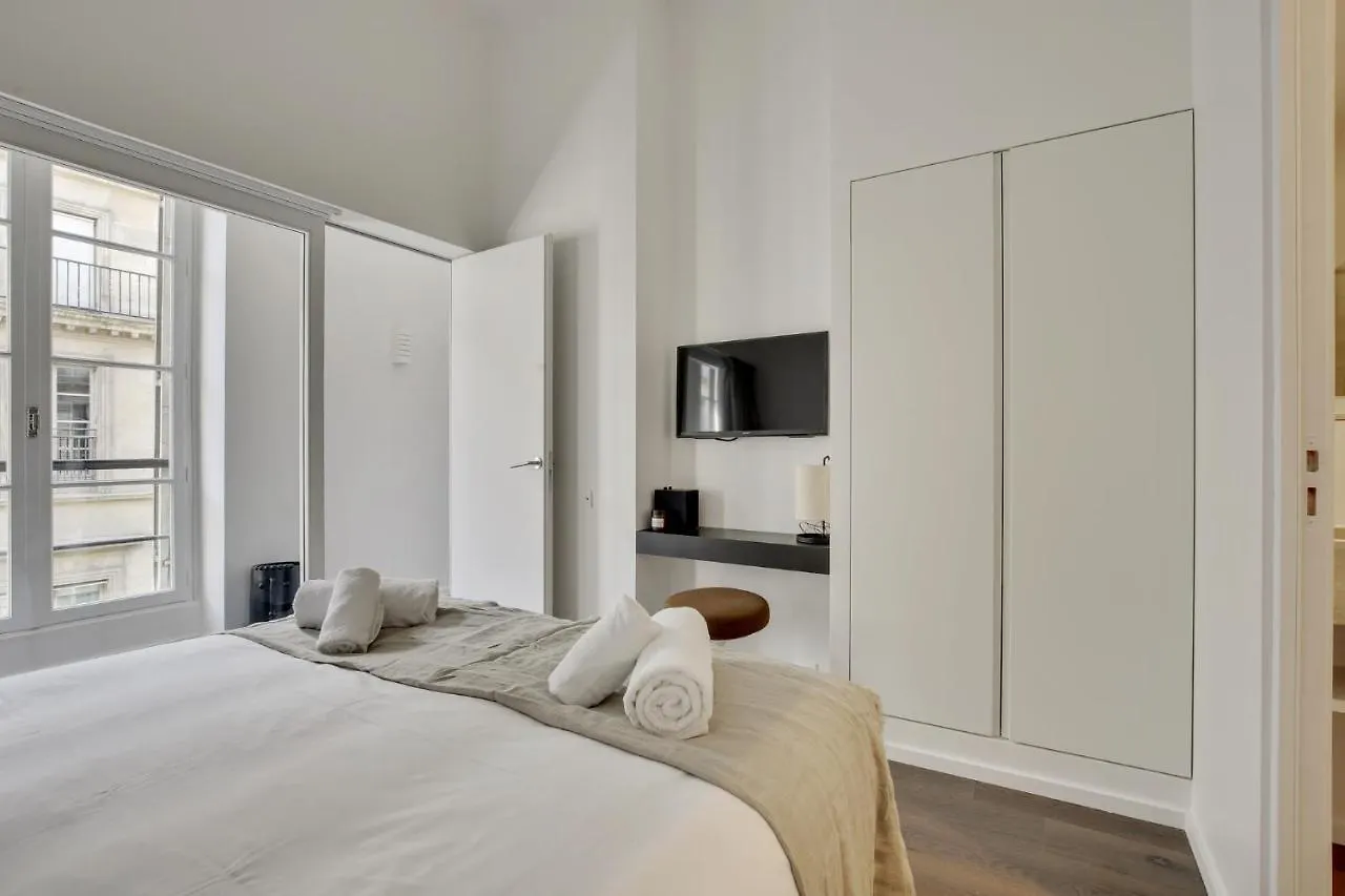 Modern 3bdr/3bath - Louvre Museum/tuileries Apartmán *